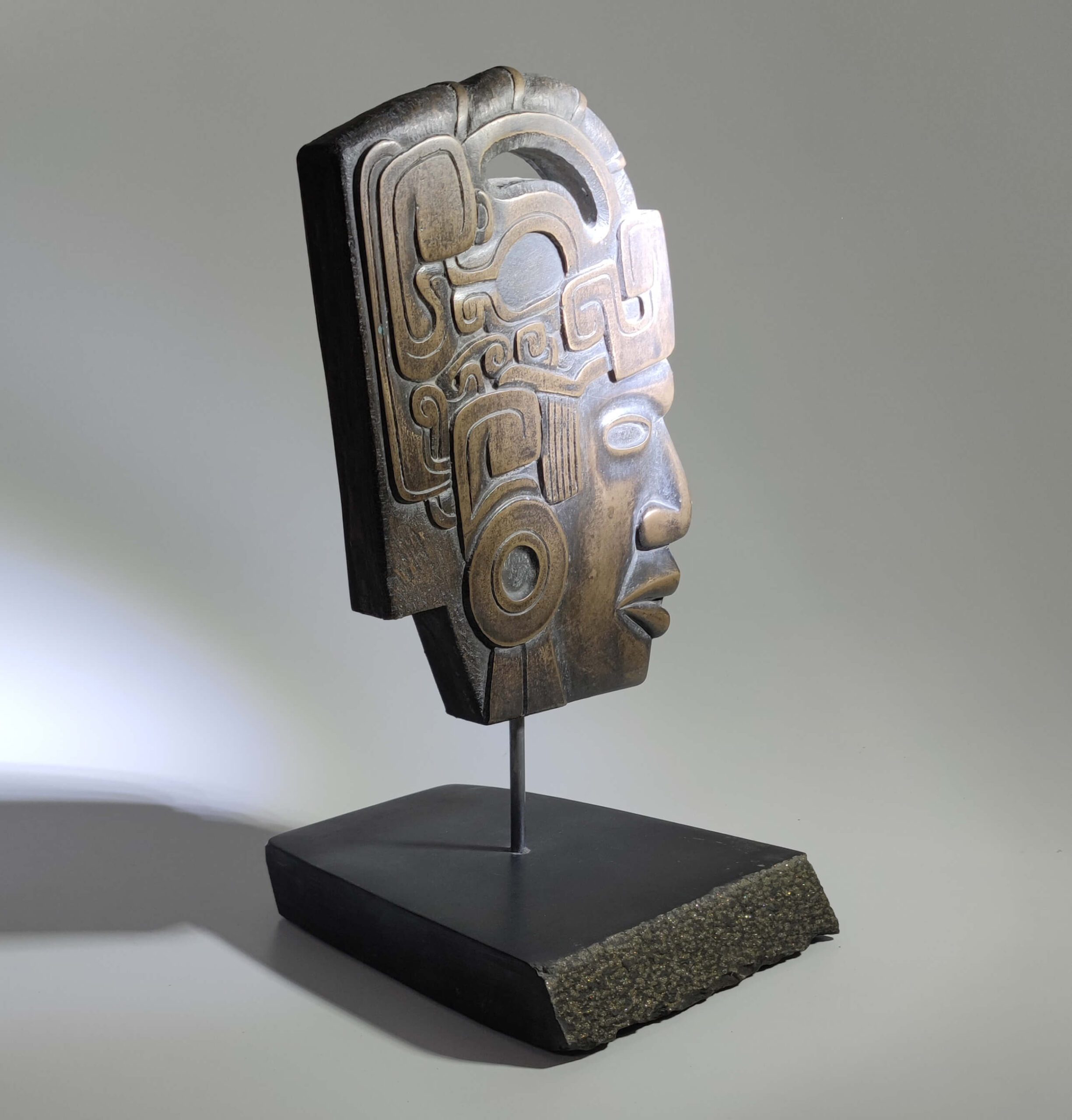 Hacha sculpture, cast resin and stone dust - Image 4